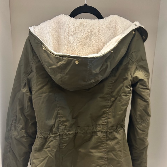 Almost new cozy parka- - Picture 5 of 7